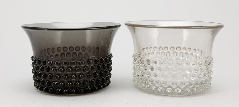 SKÅLAR, 2st, pressglas, "Nyppylä"/"Krokus", Saara Hopea, Nuutajärvi, Notsjö, Finland, 1952-1976.