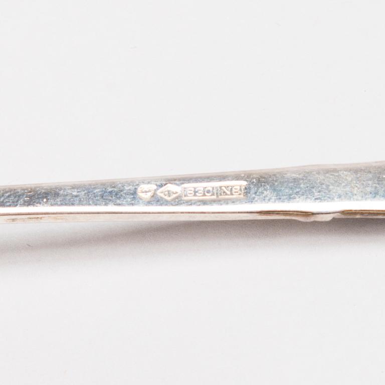 MAUNO HONKANEN, BESTICKUPPSÄTTNING, 112 delar, silver, "Tähkä", i schatull. A. Tillander, Helsingfors 1984-1991.