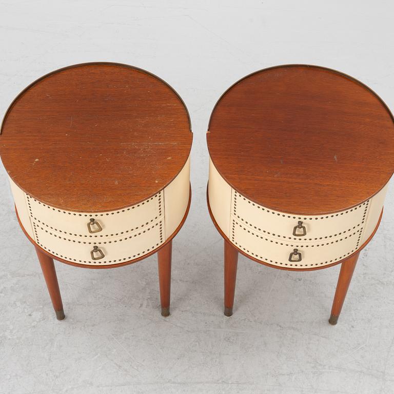 A pair of bedside tables. Halvdan Petterssons möbelfabrik Tibro, mid 20th century.