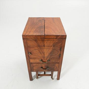 Dressing table, English style, Georg Kofoed Möbelfabrik, Denmark.