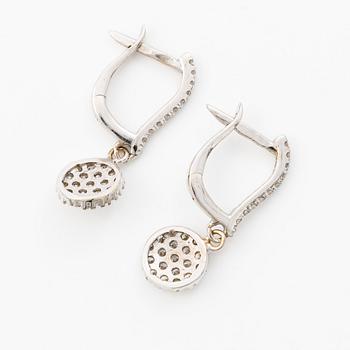 Earrings 18K white gold with brilliant-cut diamonds.