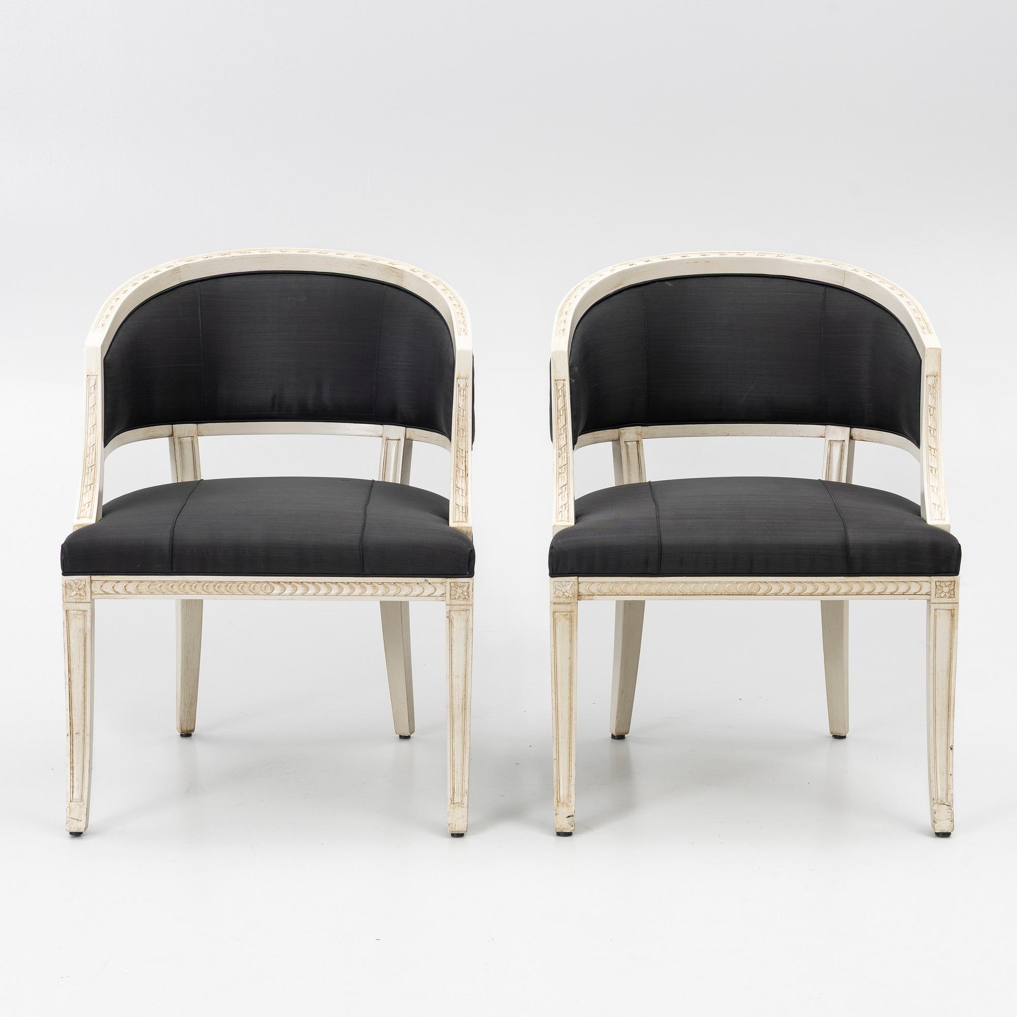 Karmstolar, ett par, sengustaviansk stil, 1900-talets andra hälft.