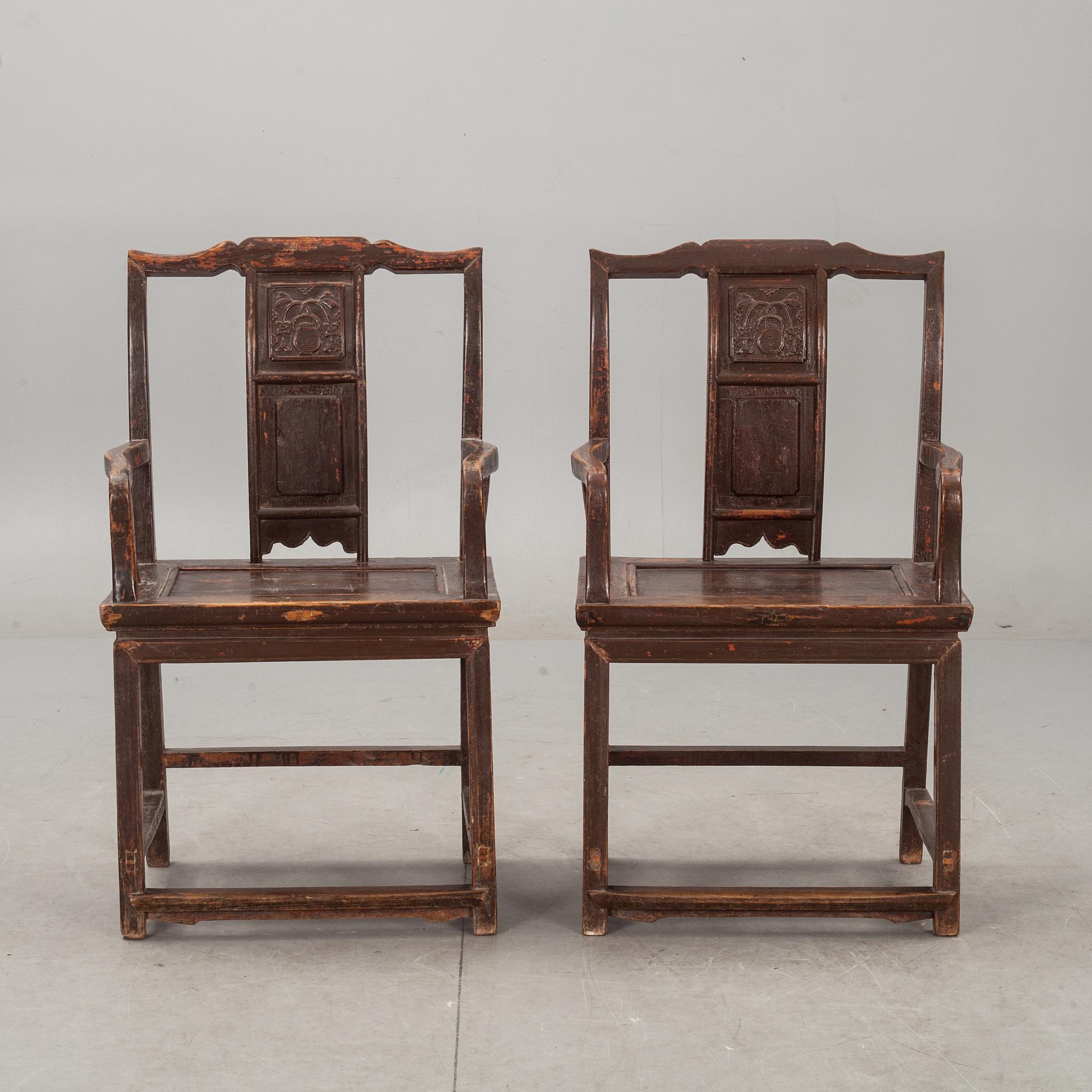 KARMSTOLAR, ett par, Kina, 1800/1900-tal.