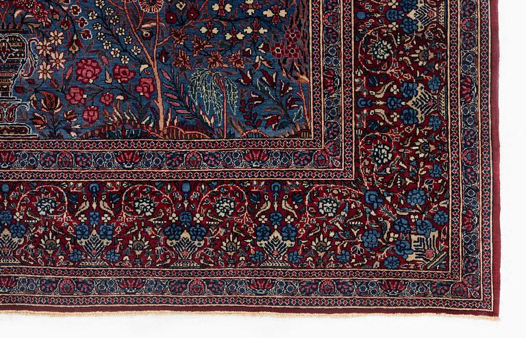 A semi-antique central Persian (Iran) rug, probably Tehran, c. 232 x 150 cm.