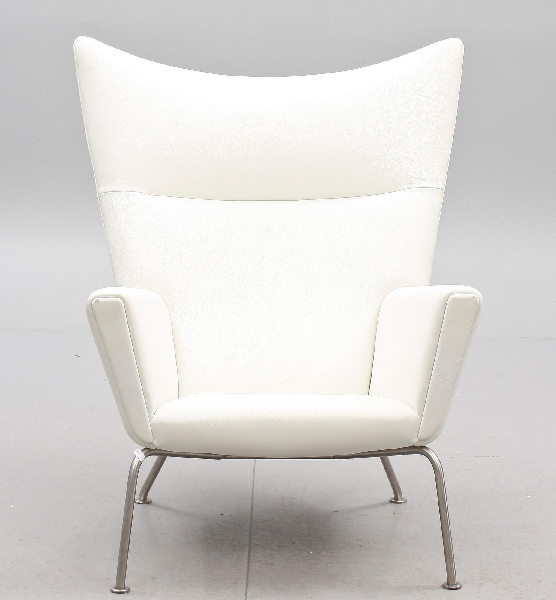 FÅTÖLJ, "Wing chair" modell CH445, Hans J. Wegner, Carl Hansen & Søn. Formgiven 1960.