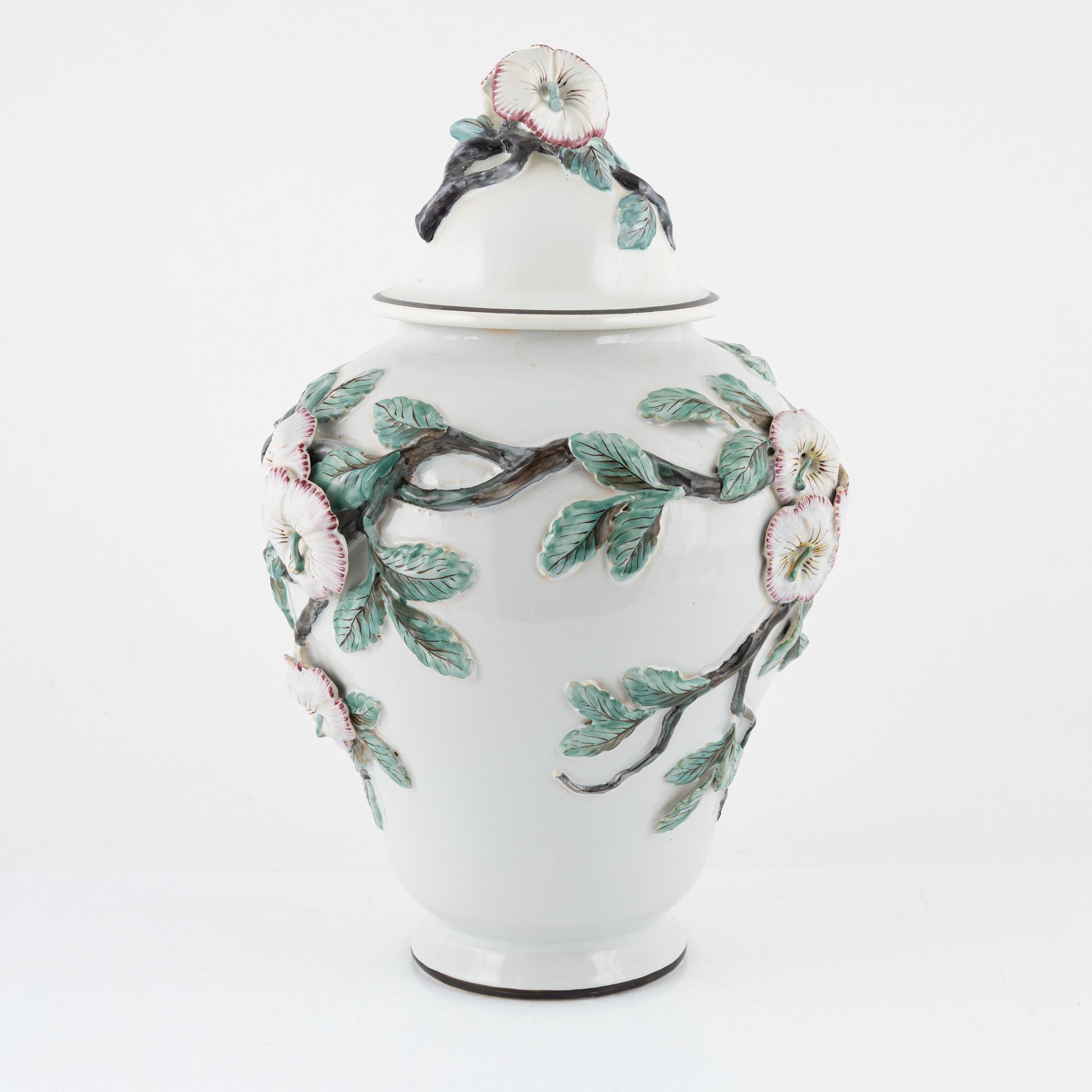 Urna, fajans, Rörstrand, 1900-tal.