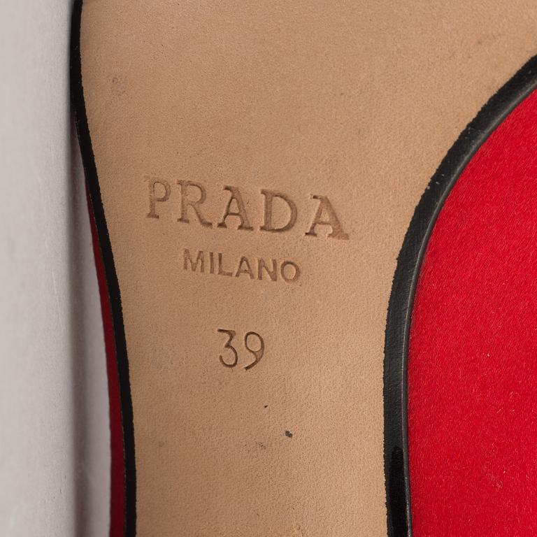 PUMPS, Prada, storlek 39.