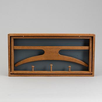 ADAM HOFF POUL ØSTERGAARD, herrbetjänt, Virum Möbelsnickeri Danmark 1900-talets andra hälft.