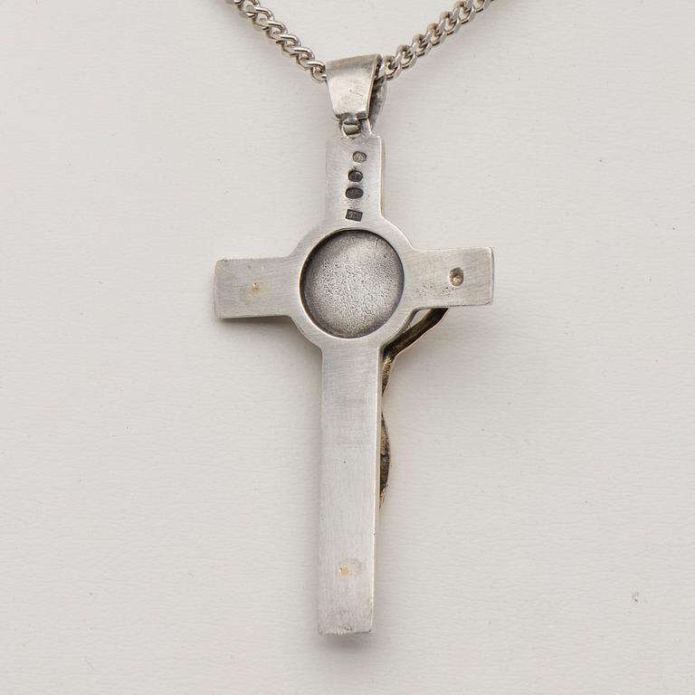 HÄNGE, silver och 14K guld samt emalj, diamant 0,25 ct. Vikt 16,8 g.