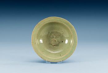 1459. A celadon glazed 'double fish' bowl, Song/Yuan dynasty.