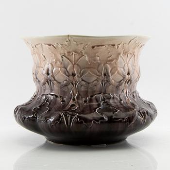 Rörstrand, an Art Nouveau creamware flower pot, early 1900s.