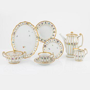 Kaffeservis, 18 delar, porslin, "Henriette", Royal Copenhagen, Danmark.