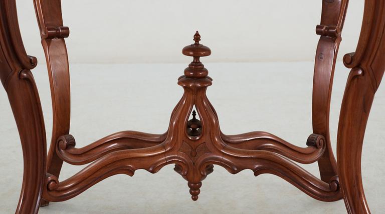 SALONGSBORD, nyrokoko, 1800-talets andra hälft.