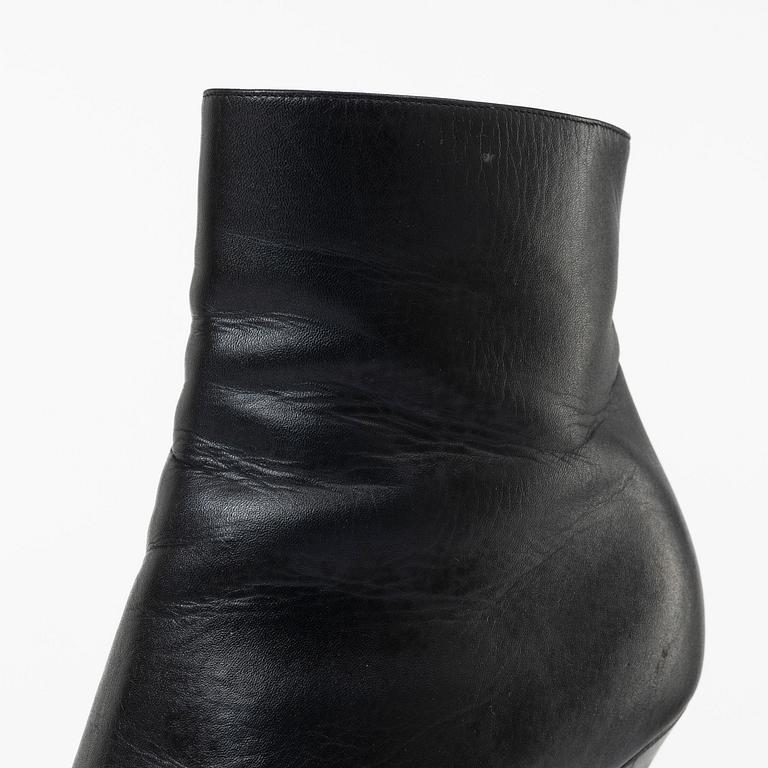 Christian Louboutin, ankle boots, size 37.