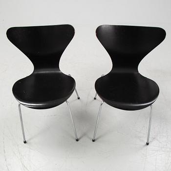 Arne Jacobsen, stolar, 7 st, "Sjuan", Fritz Hansen, Danmark, 1970-tal.