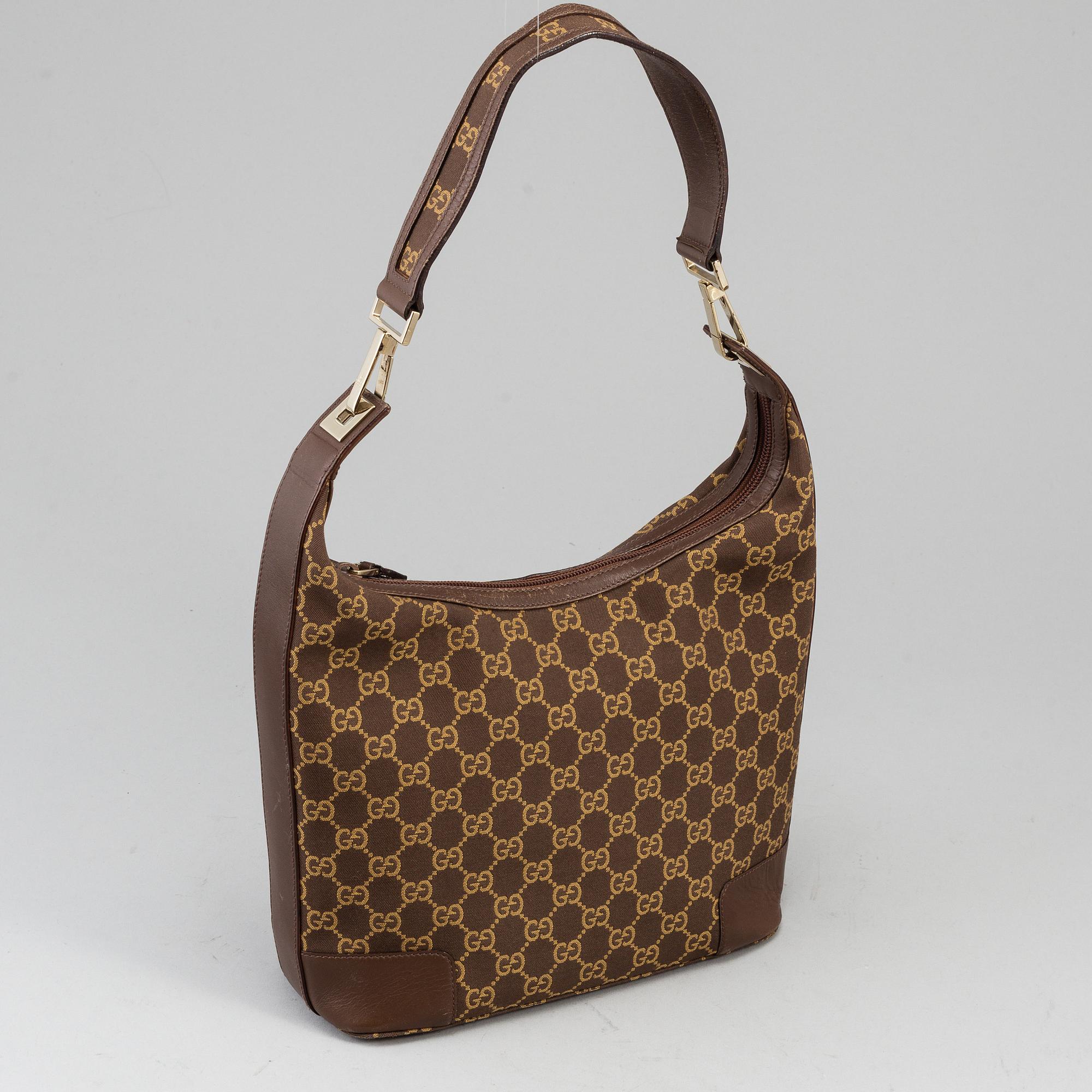 GUCCI, 'GG Canvas Shoulder Bag'.