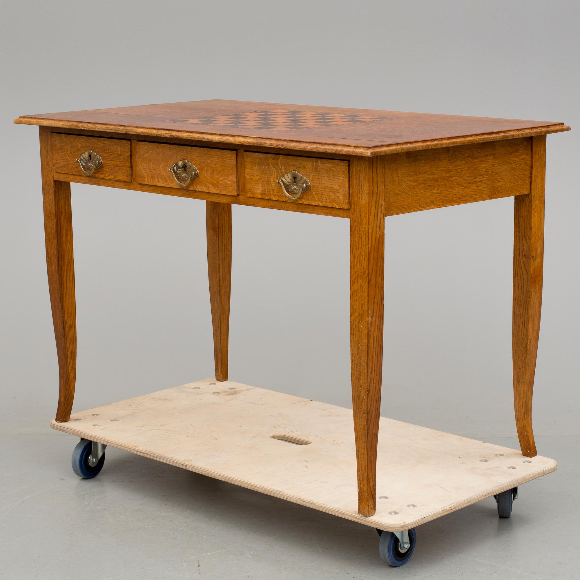 SCHACKBORD/SKRIVBORD, 1910-/20-tal.