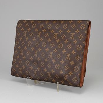 LOUIS VUITTON, a monogram canvas folder / clutch.