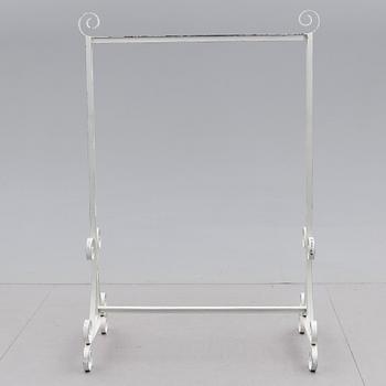 KLÄDSTÄLLNING, 1900-talets andra hälft.