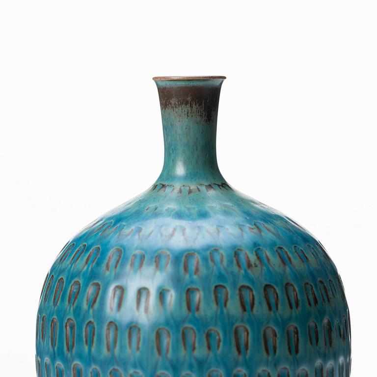 Stig Lindberg, a stoneware vase, Gustavsberg studio, Sweden 1960.