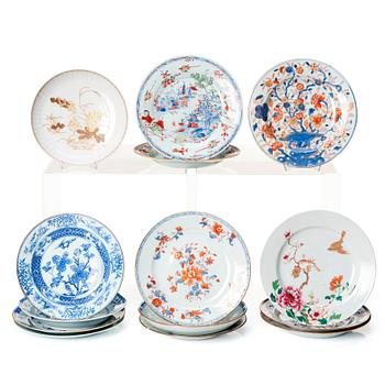 1201. A set of 14 odd dinner plates, Qing dynasty, 18th Century.