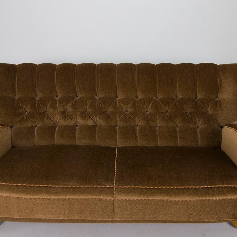Märta Blomstedt, soffa, "Aulanko"-modellen. Formgiven 1939.