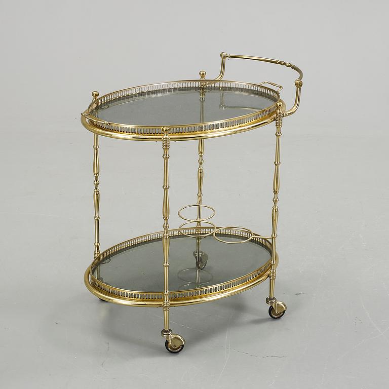 SERVERINGSVAGN, 1900-talets andra hälft.