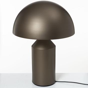 Vico Magistretti, bordslampa, "Atollo", Oluce, Italien.