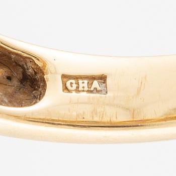 Ring, 18K gold with emeralds, rubies, sapphires, and small diamonds.