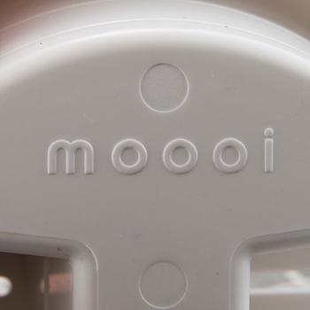 A 'Random Light Medium' light for Moooi. Designed 2001.