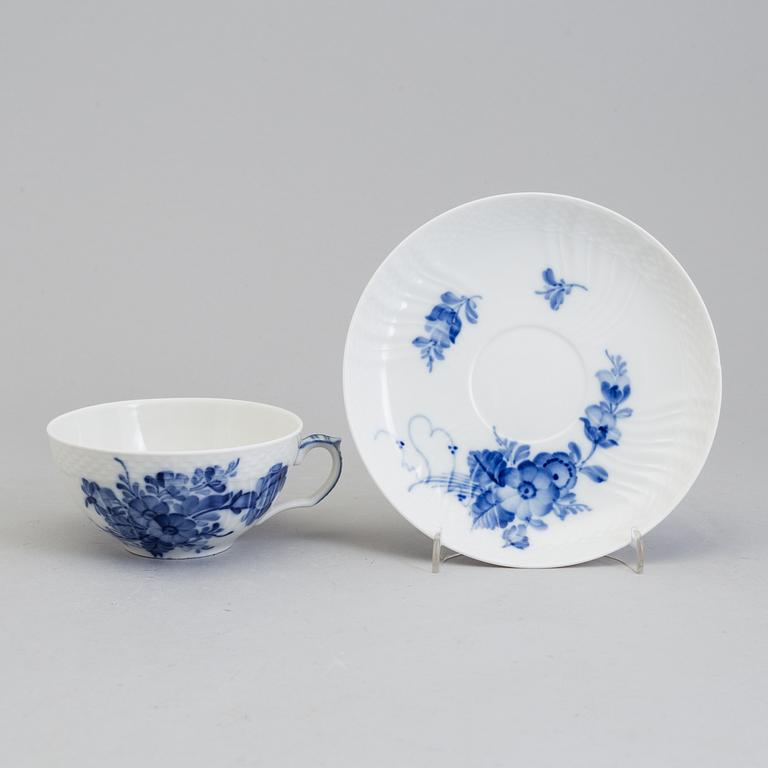 A 28 piece porcelain dinner service from Royal Copenhagen, Denmark.