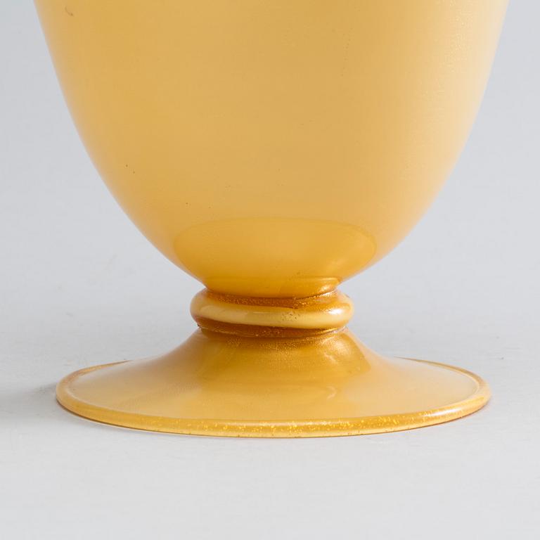 VAS med HÄNKLAR, Art Deco, Napoleone Martinuzzi, Venini, Murano. 1930.