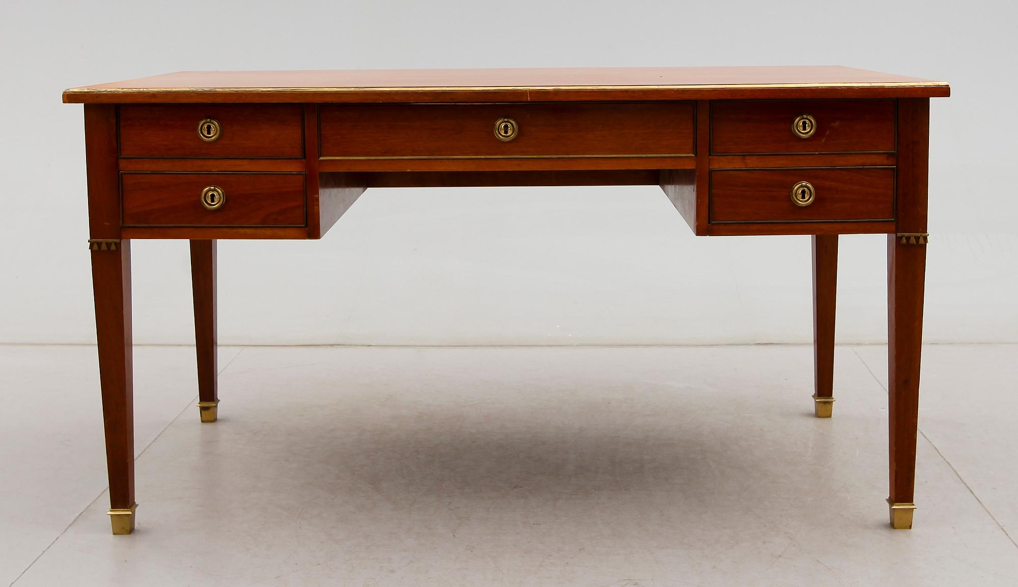 SKRIVBORD, gustaviansk stil, 1900-talets första hälft.