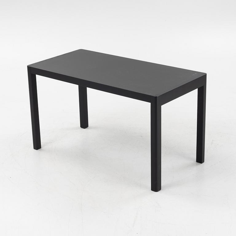 Cecilie Manz, bord, "Workshop table", Muuto, samtida.