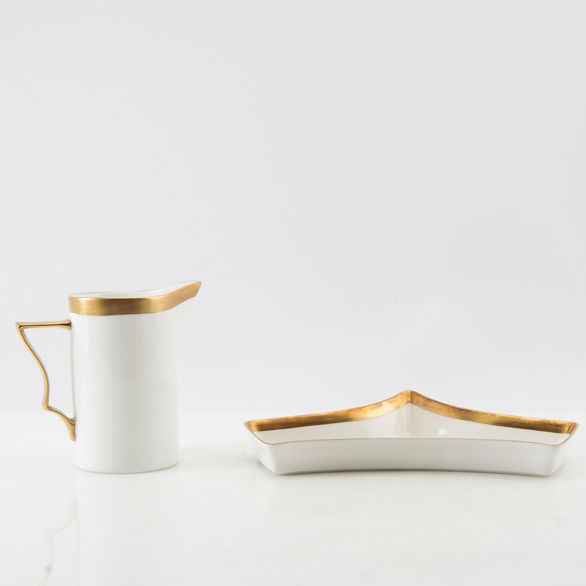 Karin Björquist, servis 27 dlr "Nobel"  Rörstrand porslin sent 1900-tal.