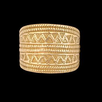 RING, 18K guld, svenska stämplar, 1978. Vikt ca 16 g.
