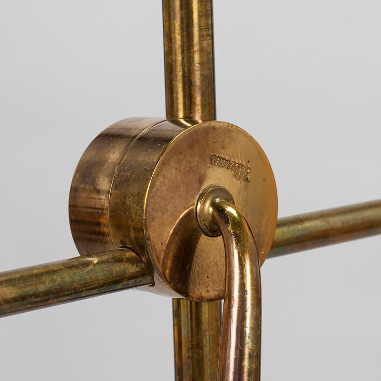 Tapio Wirkkala, A mid-20th-century 'K 10-11' floor light for Idman.