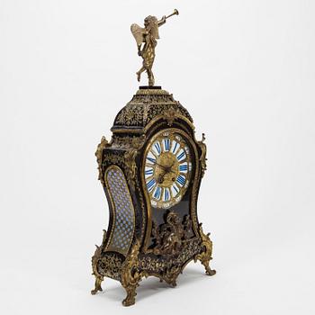 BORDSPENDYL,  Louis XV-stil, Frankrike, 1800-tal.