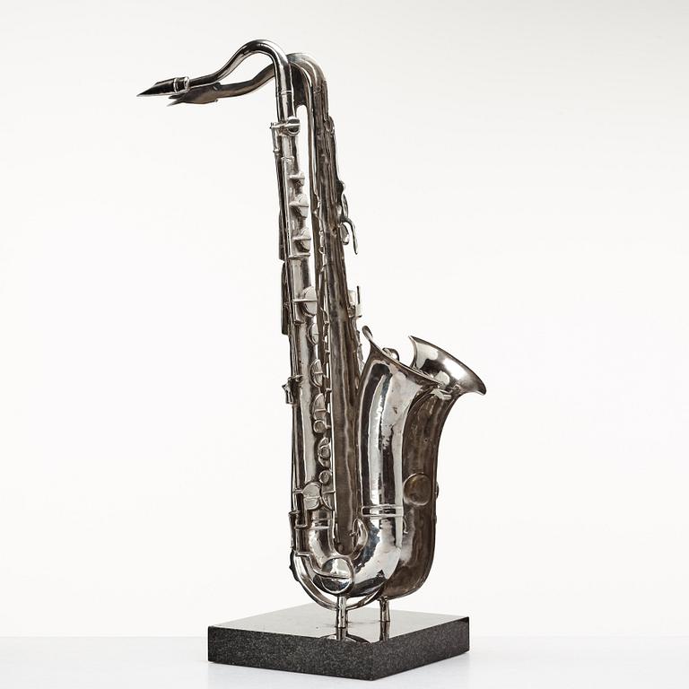 Fernandez Arman, Saxophone, 1984.