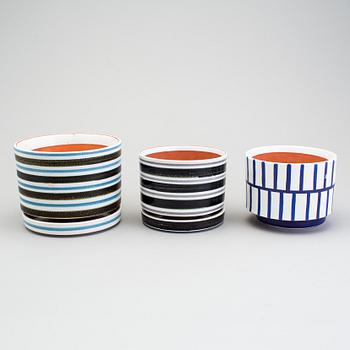 STIG LINDBERG, three faience flower pots, "Flores", Gustavsberg 1950s.
