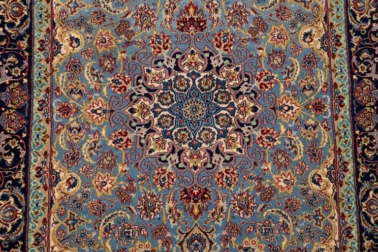 Carpet, Old Isfahan, approx. 150 x 103 cm.