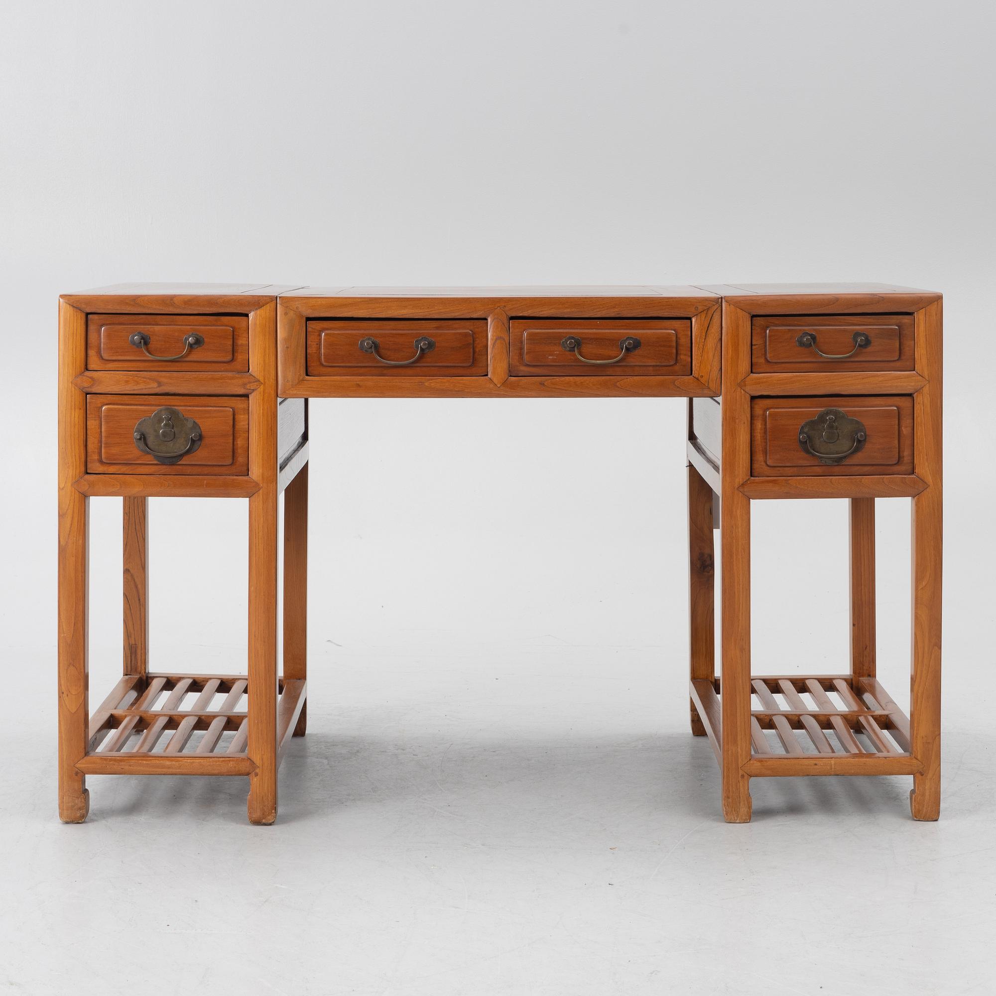 Skrivbord, Kina, sen Qingdynasti.