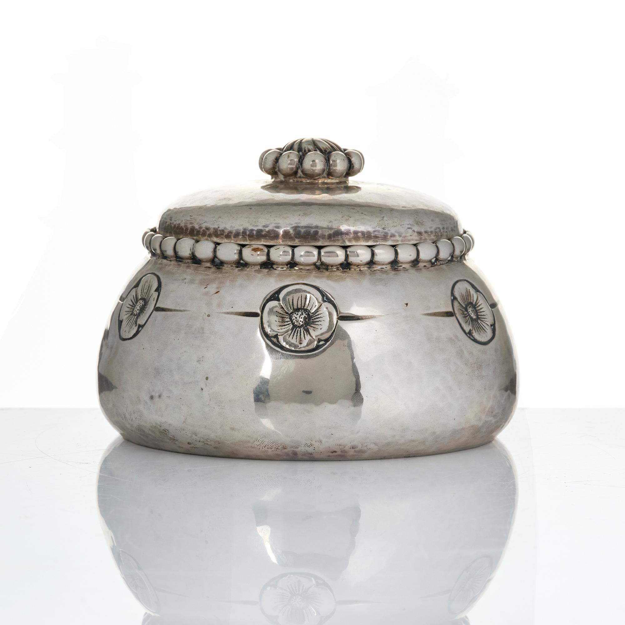 K. Andersson, a lidded silver sugar bowl, Art Nouveau, Stockholm 1919.