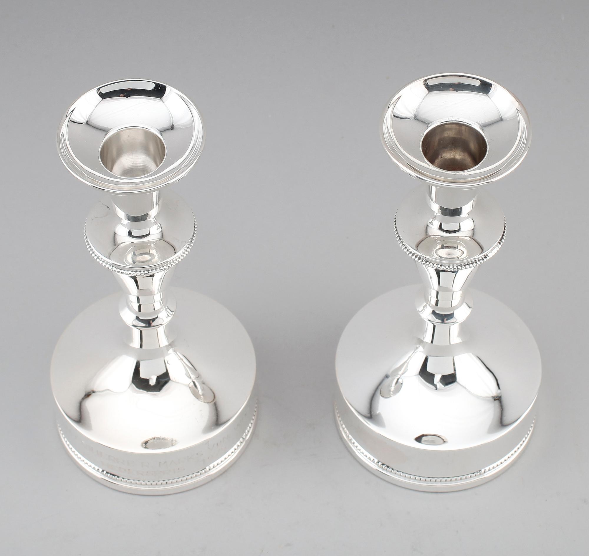 LJUSSTAKAR, 1 par, silver, MGAB, Uppsala 1974.