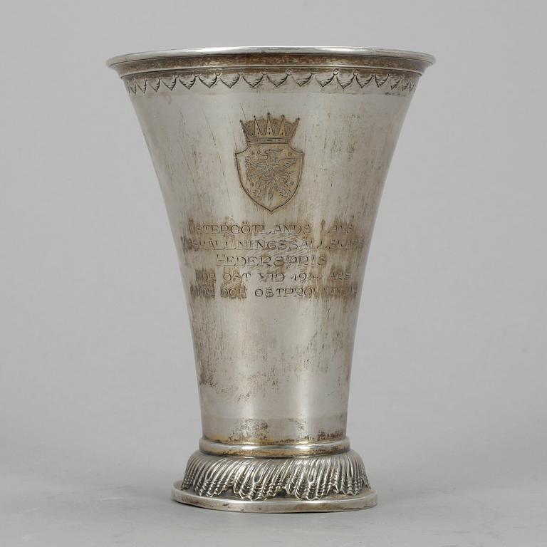 BÄGARE, silver, MGAB, Uppsala, 1900-talets första hälft. Vikt ca 165 gram.