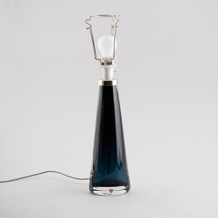 BORDSLAMPA, glas, Carl Fagerlund, Orrefors, 1900-talets andra hälft.