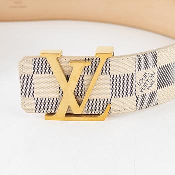 Louis Vuitton, belt, "LV Initiales", size 80.