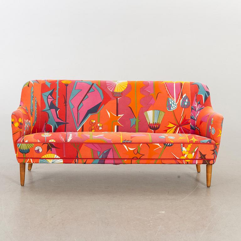 A mid 20th century couch.