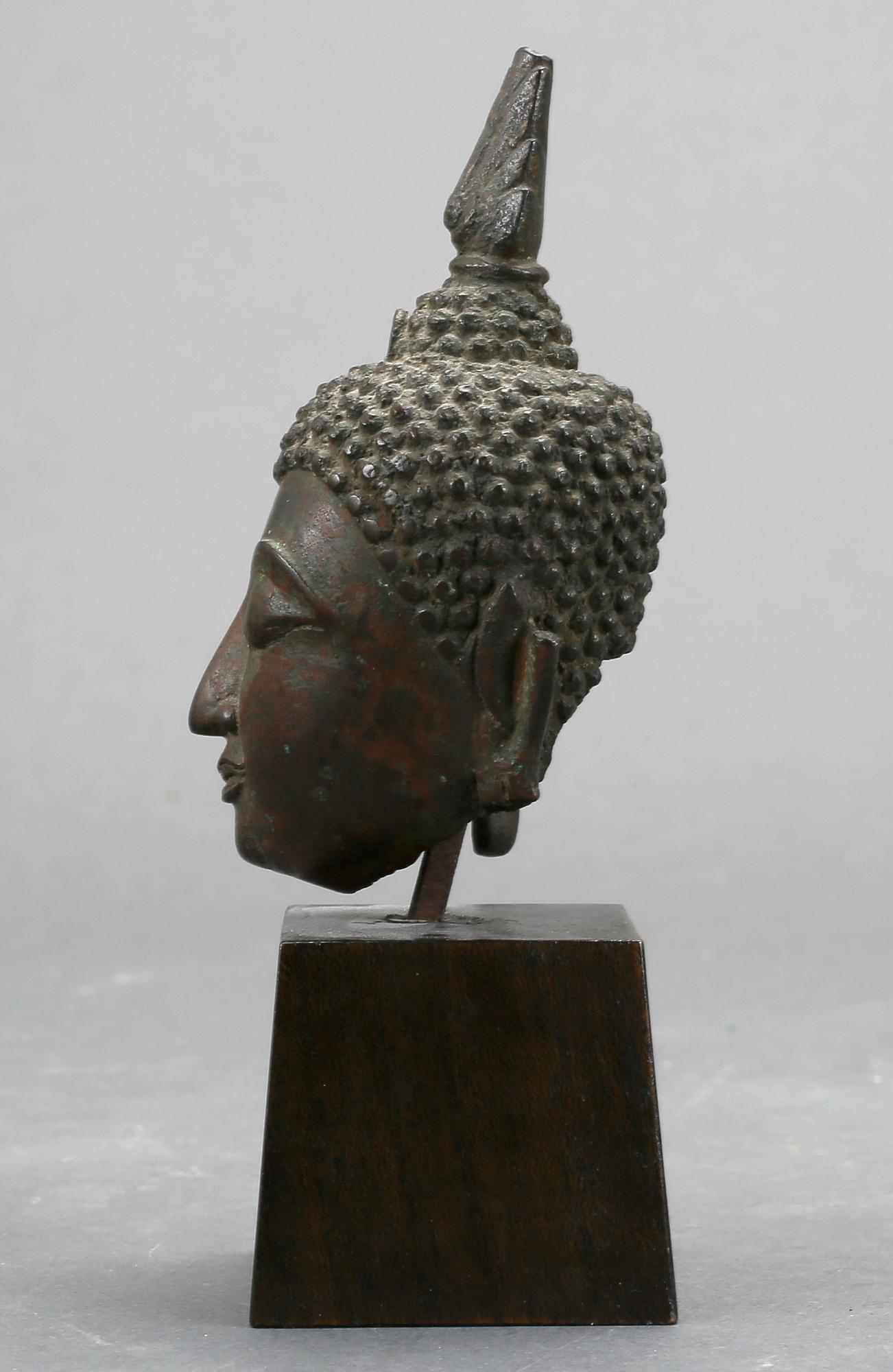 BUDDHAHUVUD, brons, Thailand.