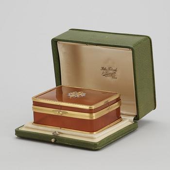 A French early 20th century gold and tortoiseshell box.